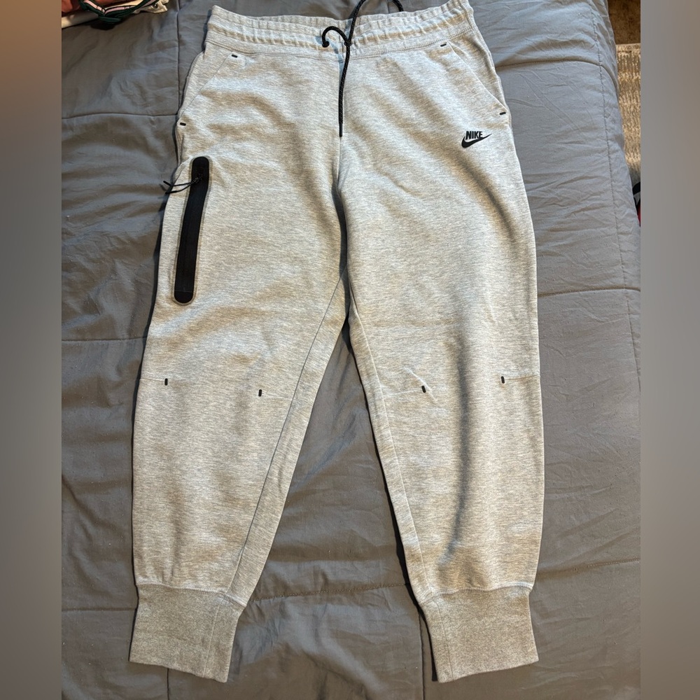 Nike Kids Light Gray Joggers with Black Accents
